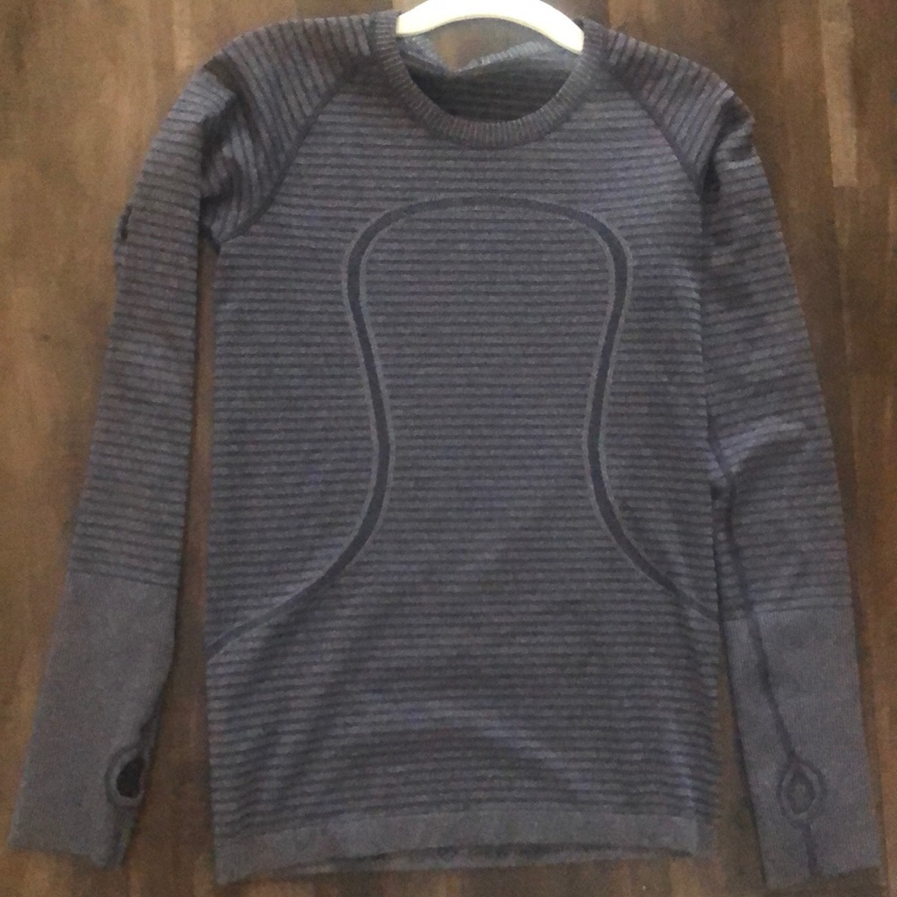 Lululemon Swiftly LS top siZe 6 Like New!